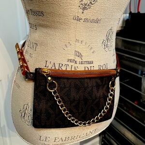 Bag Drop! Michael Kors belt bag adjustable MK zip pouch. Brown and tan.